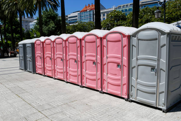 Best Portable Toilet Rental for Emergency Services  in Farmingdale, NY